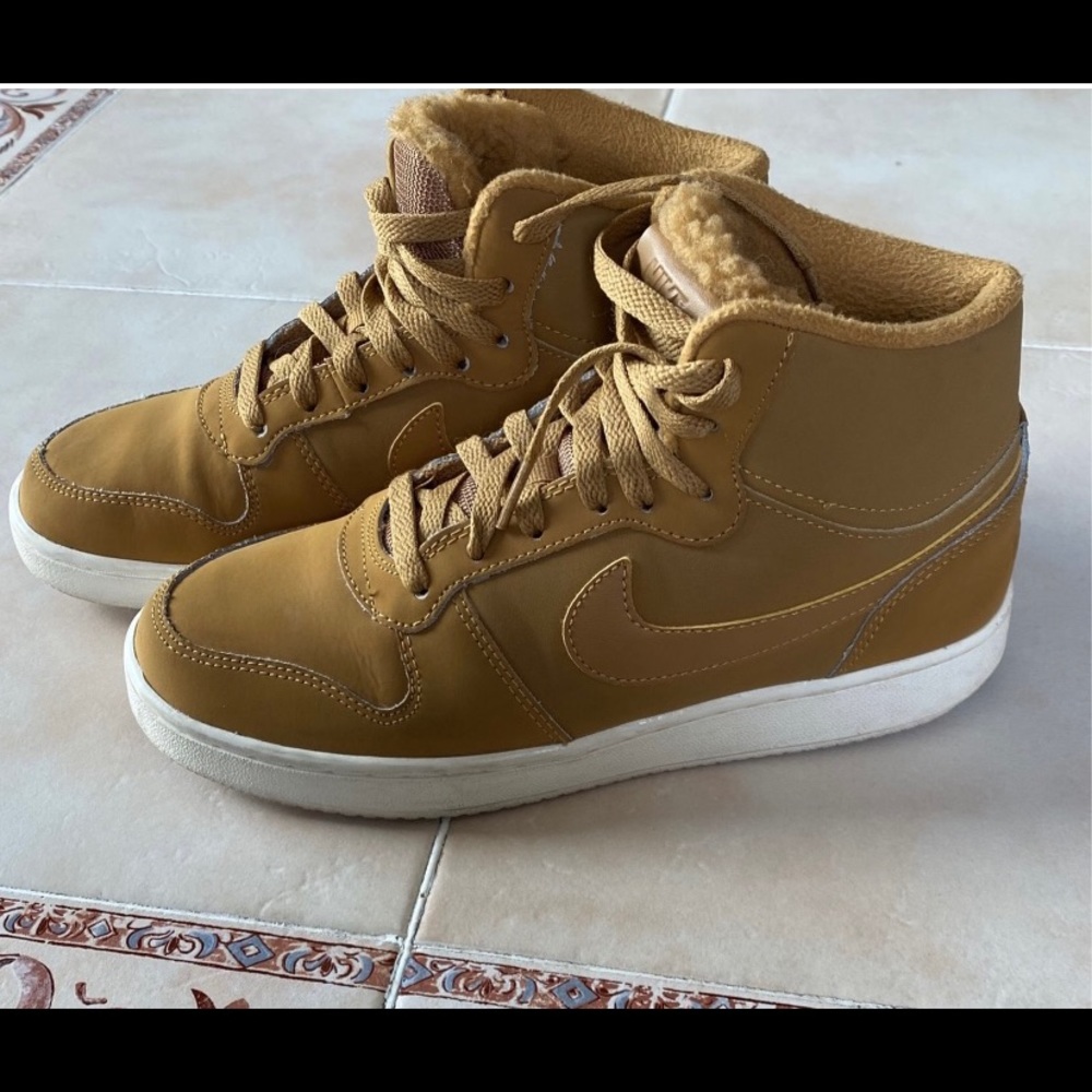 Nike high tops